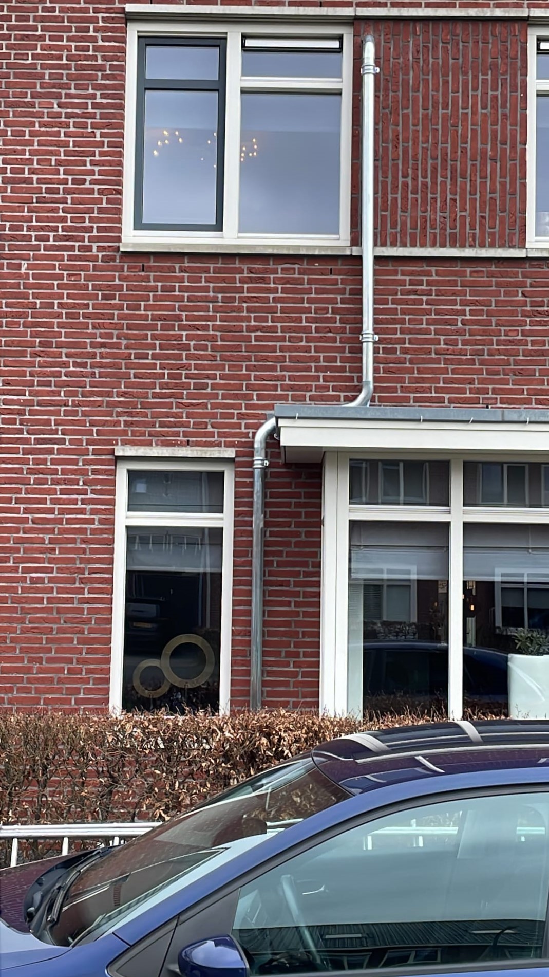 laadpaal tilburg huis bedrijf